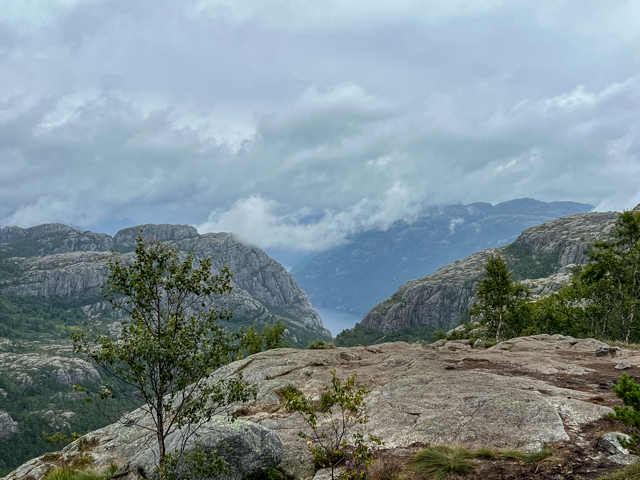 http://www.itonaika.com/column/images/Preikestolen003.jpg